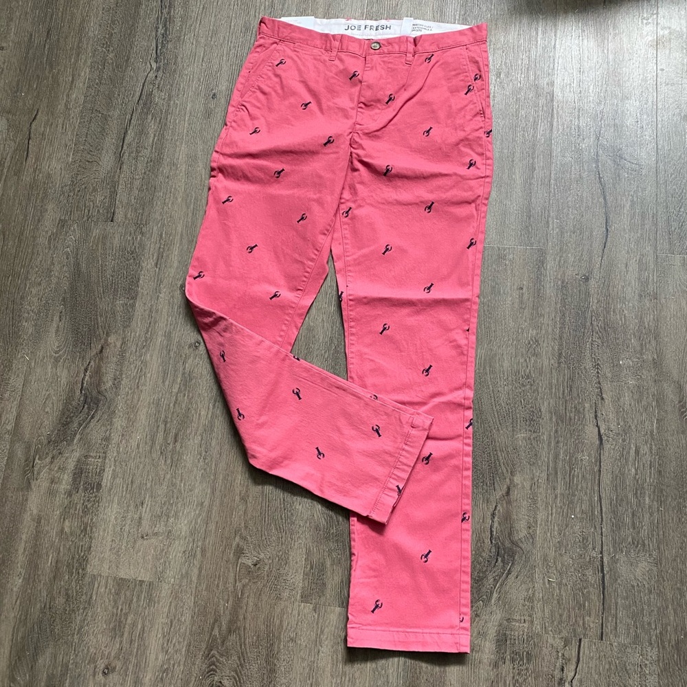 🎀 2 for $20 sale 🎀 NWT - “You’re my lobster” men’s chinos  - Joe Fresh